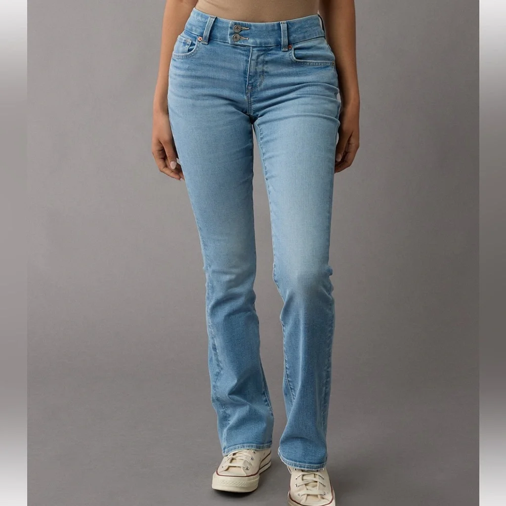 Classic Blue Women's Jeans - Picture 6 of 16